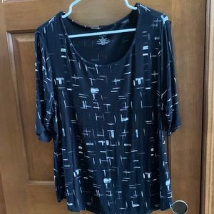 Apt 9 Women’s T shirt, size XL